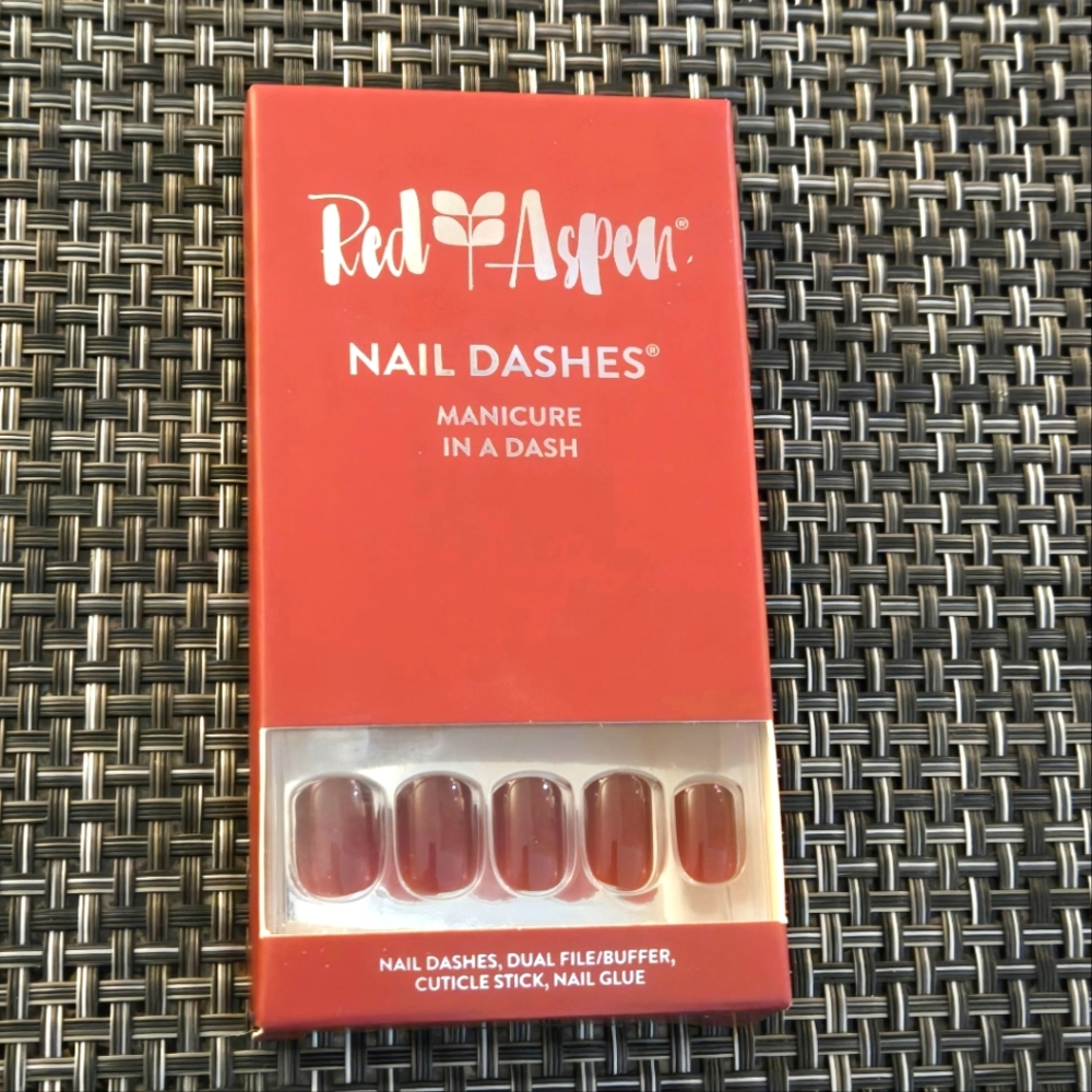 RED ASPEND Brand NAIL DASHES: FALL FOR CHRISTINE BROWN OMBRE